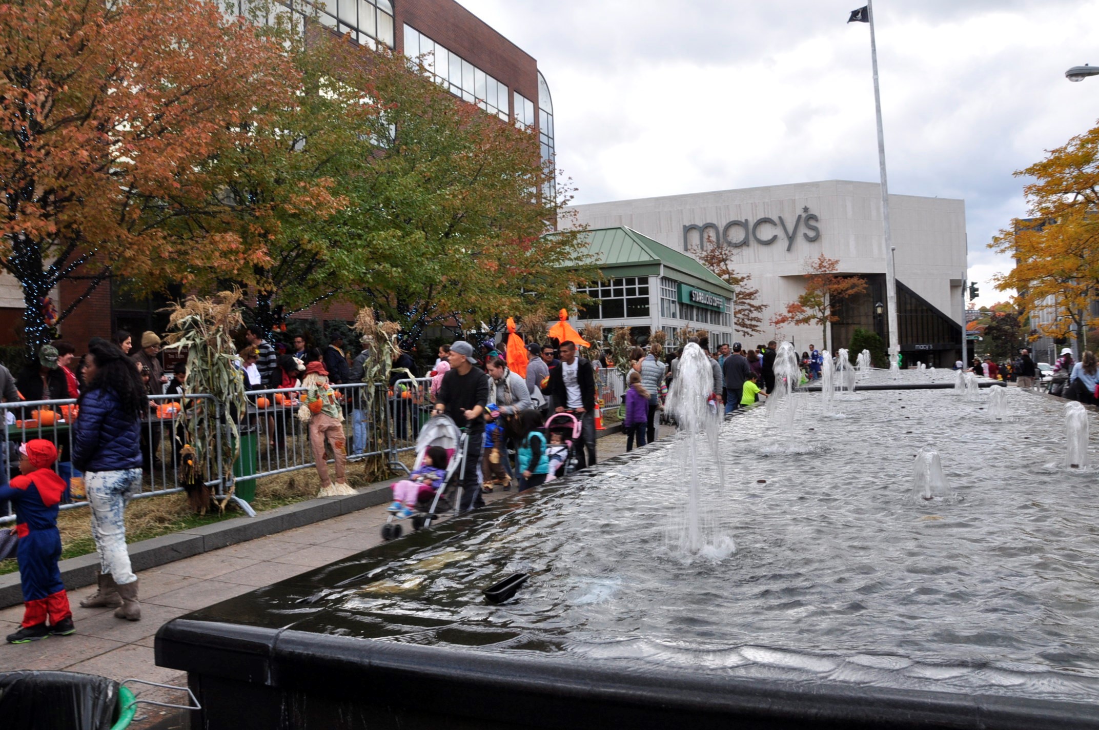 Halloween event and Foliage 079